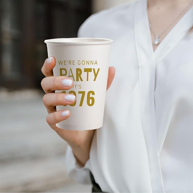 SharkBliss 1976 50th Birthday Party Cups 9oz Gold 20 Pack for Women Men – Party Like It's 1976