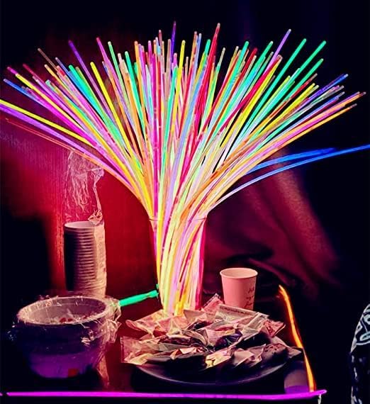 Glow Fever Glow Sticks Bulk 100ct 22'' Glow Necklaces with Connectors, Neon Light Sticks for Party Festivals Raves Concert Birthday Wedding, Yellow