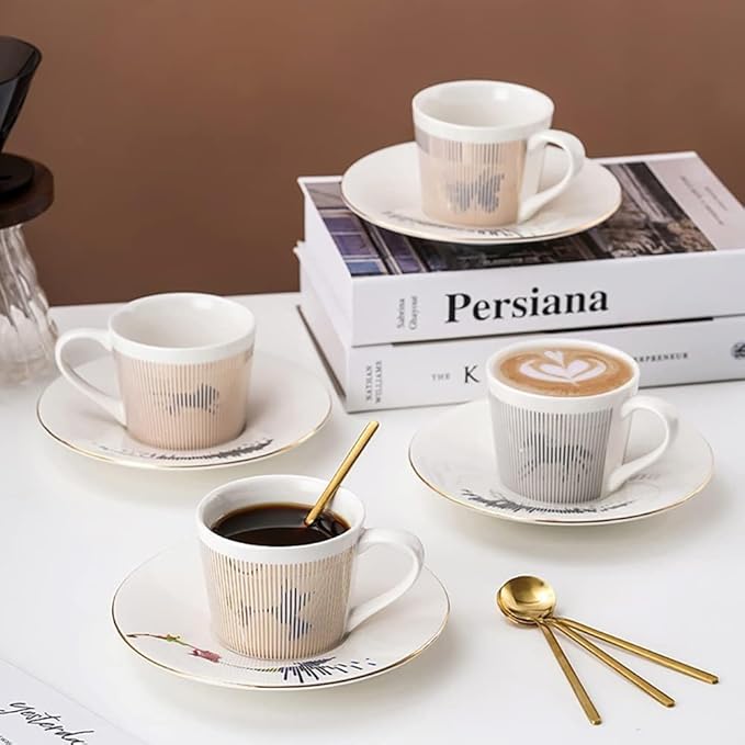 Mirror Cups and Saucers, Mirror Reflection coffee mug, Ceramic Tea Cups and Saucers Sets for Women Wedding Party Afternoon Tea （Silver lion）