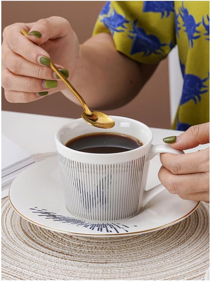 Mirror Cups and Saucers, Mirror Reflection coffee mug, Ceramic Coffee Mug with Saucer Set, Tea Cups and Saucers Sets for Women Wedding Party Afternoon Tea (Silver butterfly)