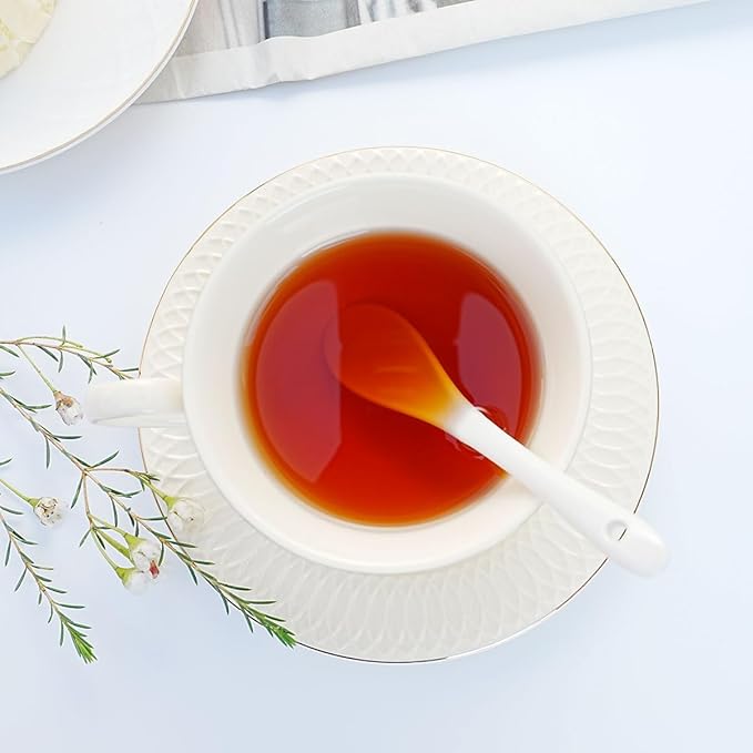 Bone China Tea Cup and Saucer Set with Spoon，Elegant Floral Tea Cup Set (7 oz)，British Coffee Latte Mug for Mother's Day Gifts