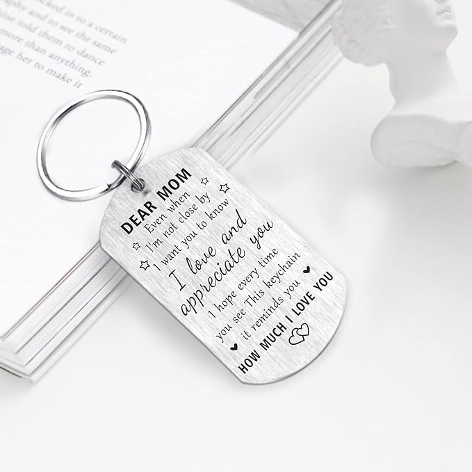 Resdink Happy Mom Christmas Gifts for Women - Remember I Love You Mom Birthday Gifts, Meaningful Mother Keychain Present