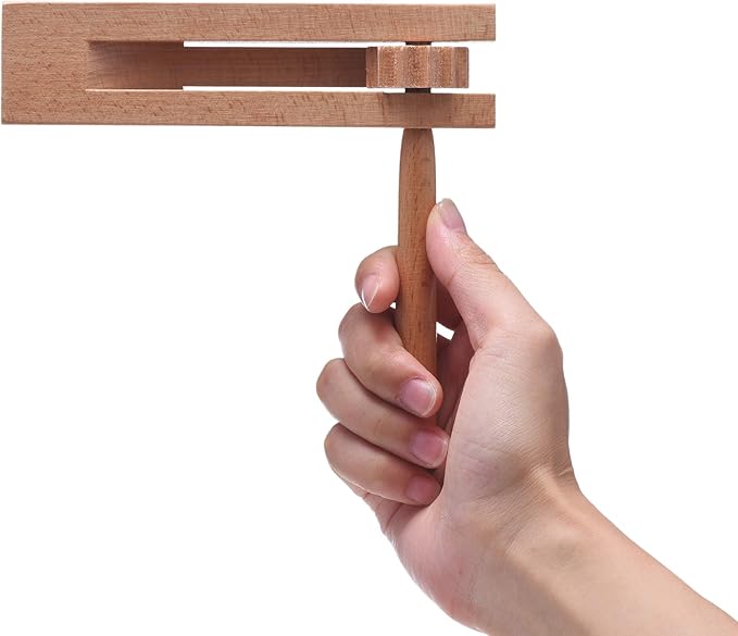 Wooden Spinning Ratchet Noise Maker Grogger, Traditional Matraca for Parties, Sports Events and Celebrations 1 Pack