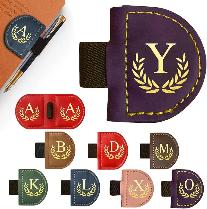 Personalized Leather Magnetic Bookmark with Pen Holder, Custom Bygone Mark Bookmark with Pen Holder, Custom Bookmarks with 26 Letters for Reading Women, Men, Teachers, Book Lovers（Purple，Y）