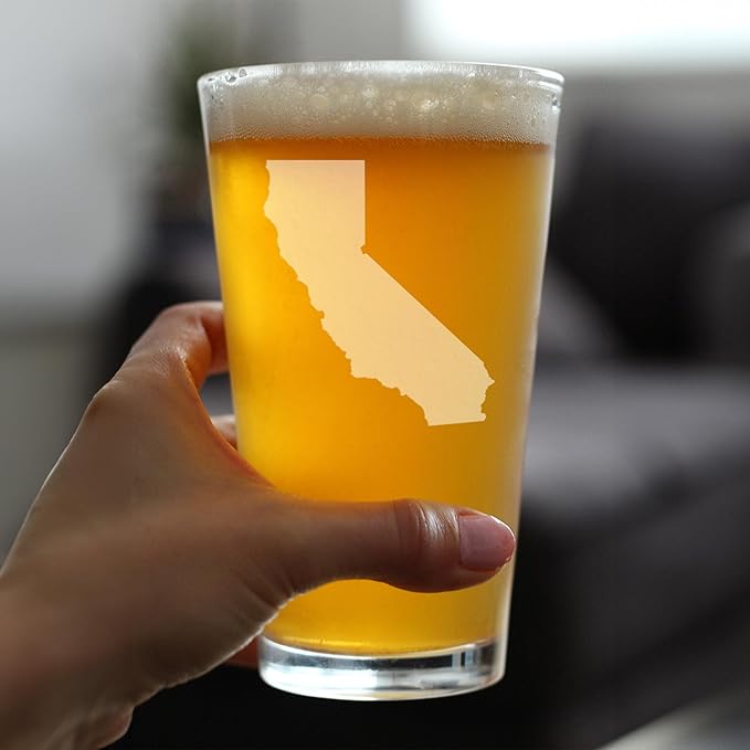 Bevvee California State Outline Pint Glass for Beer - State Themed Drinking Decor and Gifts for Californian Women & Men - Set of 4-16 Oz Glasses