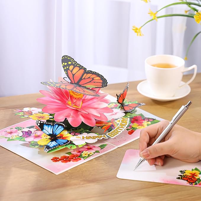 Butterflies Pop Up Birthday Card For Women&Wife, 3D Monarch Butterfly, Beautiful Flowers, Happy Birthday Greeting Cards, Ideal Gift For Mom, Sister, Her, Grandma, Aunt, Daughter, Girlfriend, 6x8 in