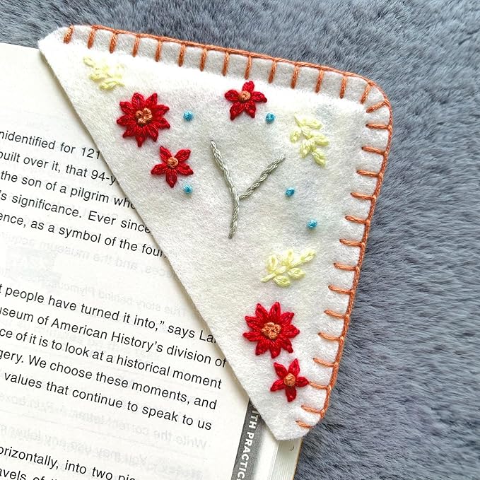 Personalized Hand Embroidered Corner Bookmark, Bookmarks for Women, Personalized Bookmark for Books, Cute Flower Book Mark, Hand Stitch Gift for Women for Book Lovers by HNQCPCVU (Y, White)