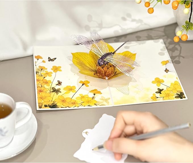 Birthday Card for Mom, 3D Dragonfly Pop-Up Card with Daisies and Butterflies, 3D Birthday Cards for Women, Sympathy and All Occasions, Unique Dragonfly Gift for Mom, Wife, Sister, Grandma, Daughter, Girlfriend, Includes Envelope & Note Tag