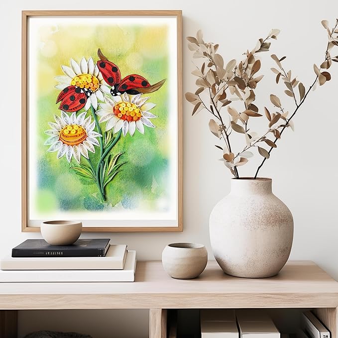 Mother's Day Card, White Daisy and Ladybug Greeting Card, Animals Quilled Quilling Birth Month Flower Born in April, for Mom, Grandma, Daughter (White Daisy and Ladybug)