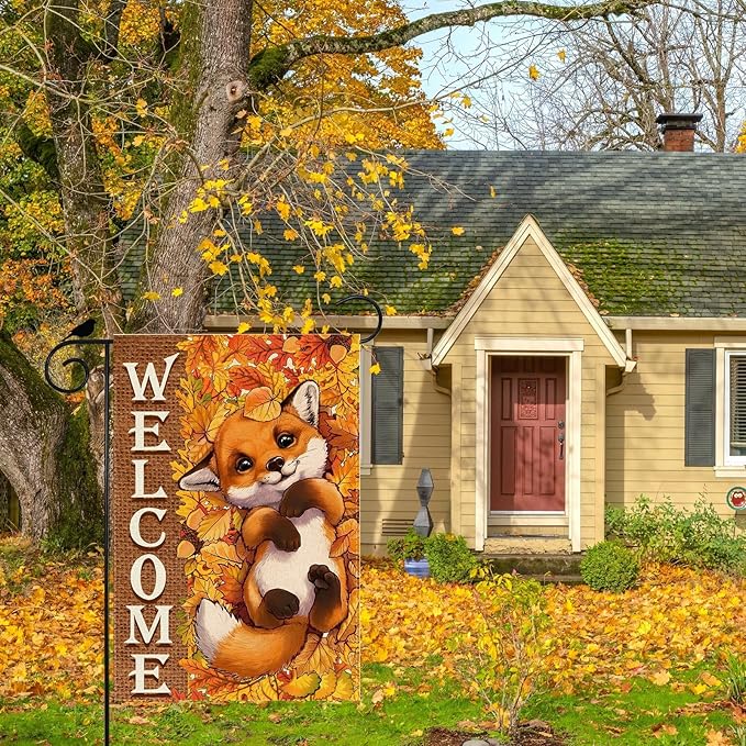 ZAEW Fall Welcome Cute Little Fox Maple Leaves Autumn Garden Flag Yard Flag 12x18 Inch Double Sided Small Mini Yard Outdoor Outside Farmhouse Holiday Decoration